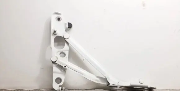 Audi TT TTS Mk2 Tailgate/trunk/boot hinge 8J7827299E