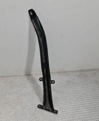 Mercedes-Benz C W204 Other engine bay part A2046280124