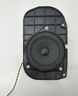 BMW 5 F10 F11 Parcel shelf speaker 9239184 497108 11AUG12
