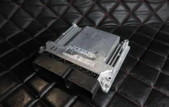 Mercedes-Benz C W203 Engine control unit/module A6461533179 1039S03614 0281011163