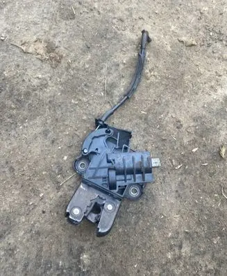 Audi A6 S6 C6 4F Tailgate/trunk/boot lock/catch/latch 4e0827505c