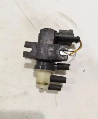 Volkswagen Golf V Vacuum valve 1k0906627a