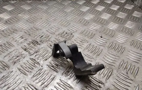 Audi A4 S4 B7 8E 8H Front door upper hinge
