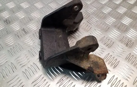 Honda FR-V Gearbox mounting bracket