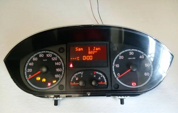 Peugeot Boxer Speedometer (instrument cluster) 1371843080 NE68175