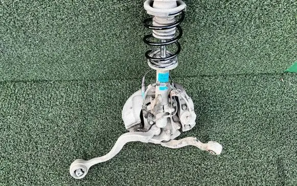 BMW 5 E60 E61 Front wheel hub spindle knuckle 31306769021 31216760953