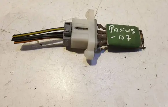 Ford Focus Heater blower motor/fan resistor 3M5H18B647AC
