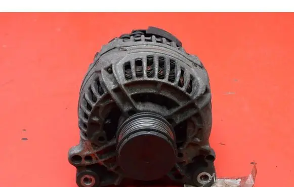 Skoda Octavia Mk1 (1U) Generator/alternator 028903028E