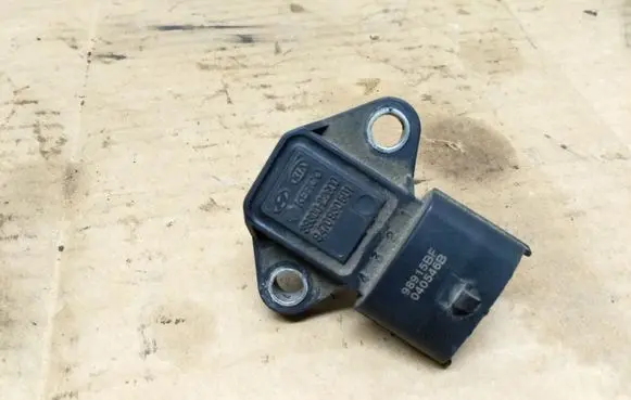 Hyundai Getz Air pressure sensor 3930022600 9470930501