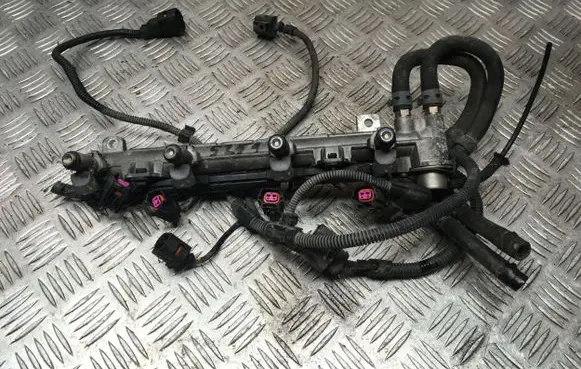 Volkswagen Golf IV Fuel main line pipe 036133319