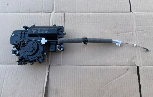 Audi A5 Tailgate/trunk/boot lift motor 3V5827887B