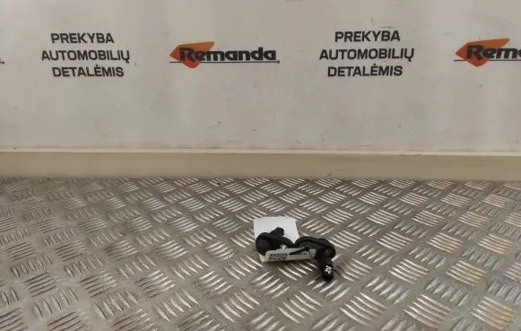 Toyota RAV 4 (XA50) Rear door sensor 