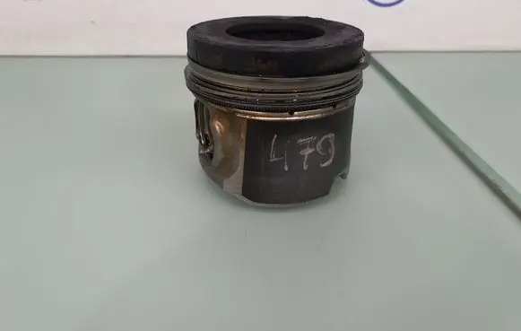 BMW 5 F10 F11 Piston 11257812585