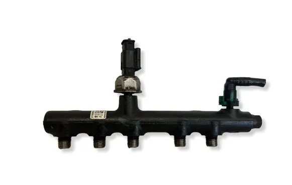 Ford Kuga II Fuel main line pipe 9674300080