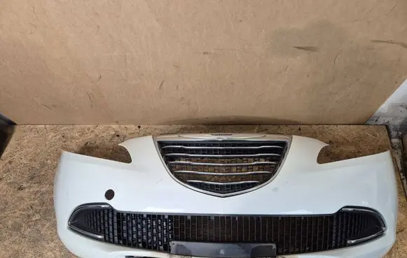 Lancia Ypsilon Front bumper