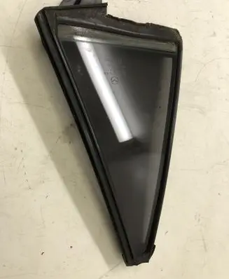 Mazda 6 Rear vent window glass K6805