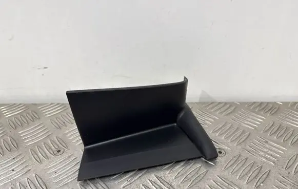 Audi A6 S6 C8 4K Rear/tail light trim molding 4K5945254