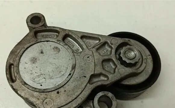 Mini One - Cooper F56 F55 Timing belt tensioner 