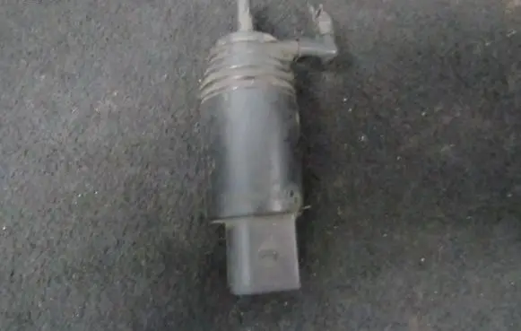 Windscreen/windshield washer pump