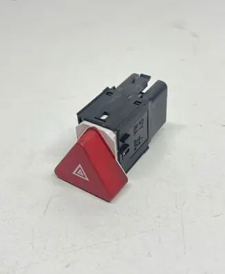 Volkswagen Golf Plus Hazard light switch 5M0953509A 9751240 03805N