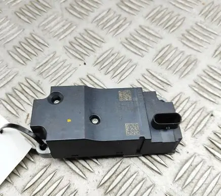 Audi A4 S4 B9 8W Steering wheel lock 3Q0905861A