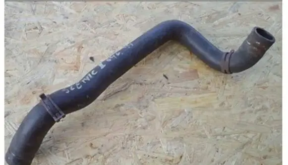 Renault Scenic II - Grand scenic II Engine coolant pipe/hose