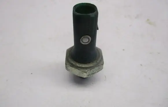 Seat Leon (1P) Oil pressure sensor 03C919081