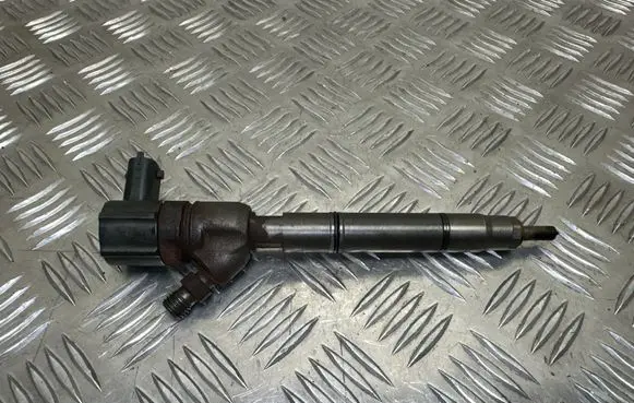 KIA Ceed Fuel injector 0445110320