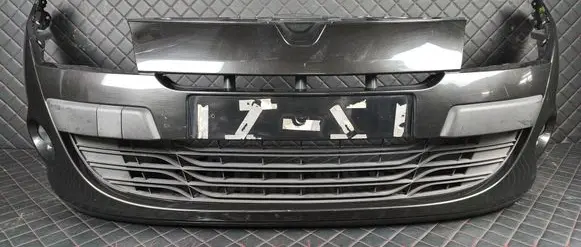 Renault Megane III Front bumper