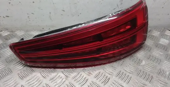 Audi Q3 8U Rear/tail lights 8U0945094M