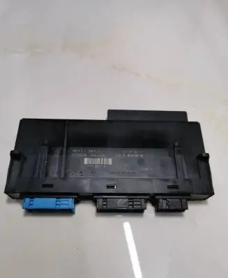 BMW 7 F01 F02 F03 F04 Comfort/convenience module 9244391 10681810 GE10GB20