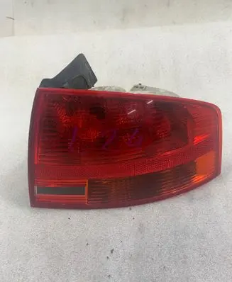 Audi A4 S4 B7 8E 8H Rear/tail lights 8E5945096