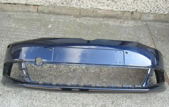 Volkswagen Sharan Front bumper 7N0807221A