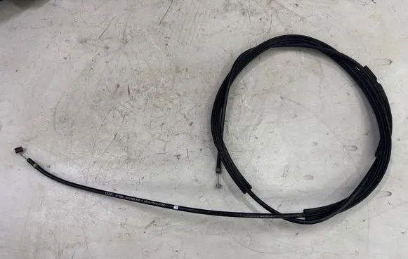 Audi A3 S3 8V Engine bonnet/hood lock release cable 8V1823535A