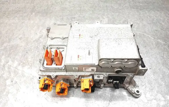 Polestar 2 Voltage converter inverter 32335134