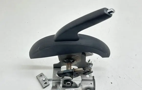 Nissan Pulsar Hand brake release handle 360103ZL0A 00391088 BATZ8100563