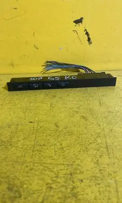 BMW X3 E83 Tailgate/trunk/boot open switch 