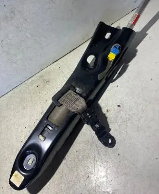 Volvo XC90 Front seatbelt