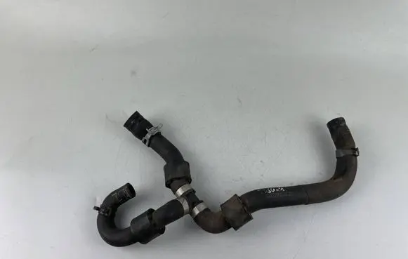 Volkswagen Tiguan Engine coolant pipe/hose 5N0122157BP