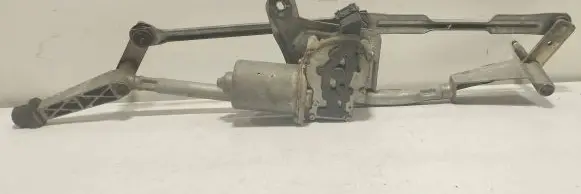 Volvo V70 Front wiper linkage and motor 9171901 404606 2250C