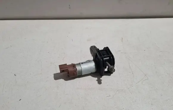 Land Rover Discovery Sport Seat adjustment motor C06710106