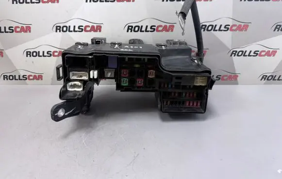 Toyota Aygo AB40 Fuse module 