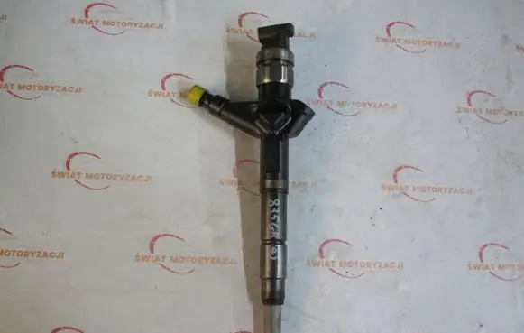 Nissan Pathfinder R51 Fuel injector 16600-EC00B