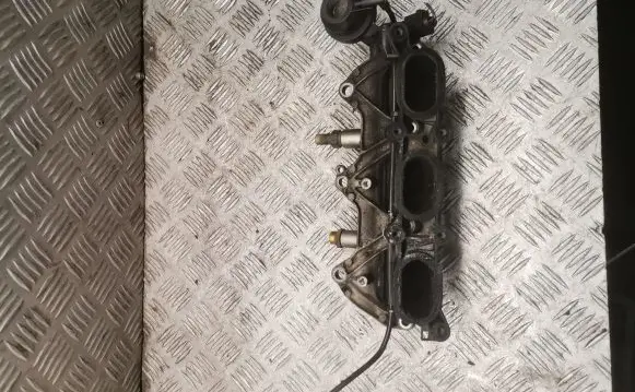 Audi A6 S6 C6 4F Intake manifold 06e133110t