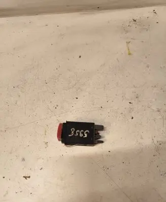 Skoda Octavia Mk1 (1U) Hazard light switch 1U0953235B