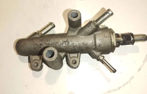 Opel Astra H Fuel pressure regulator 55188200 55186200
