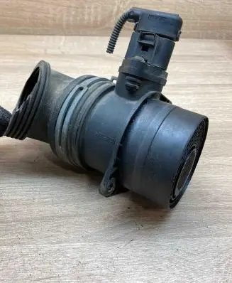 Audi A4 S4 B6 8E 8H Mass air flow meter 074806461B 0281002461