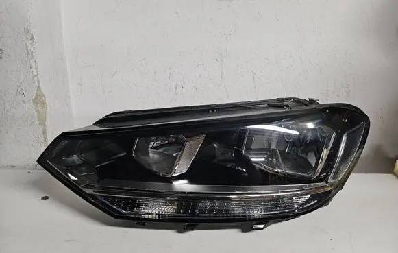 Volkswagen Touran III Headlight/headlamp 5TB941005A
