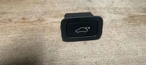 Volvo XC60 Tailgate/trunk/boot open switch 31264960AA