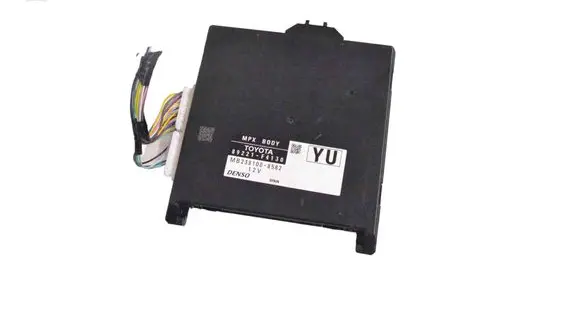 Toyota C-HR I Central body control module 89221F4130